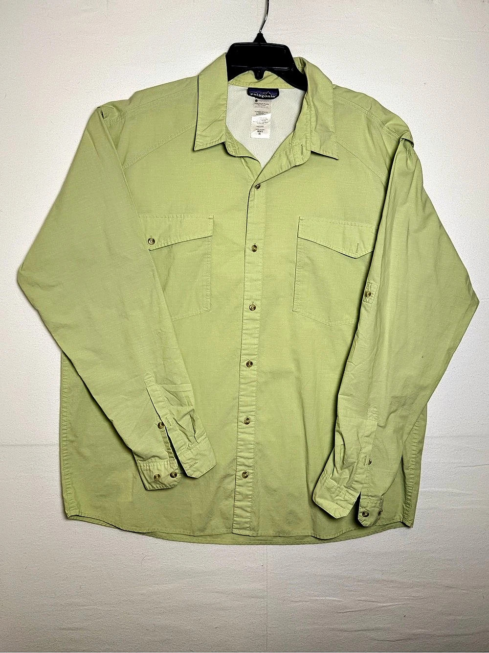 Patagonia Men’s Long Sleeve Fishing Shirt Green Button Up Size XL